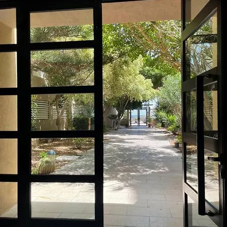 Apartamento Sobre El Mar